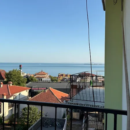 Vista Mare Guest house 4*